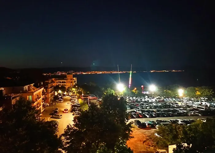 Central Nessebar Beach Apartment