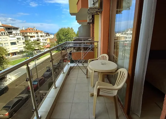 Central Nessebar Beach Apartment